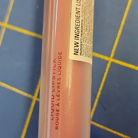 I ❤️ Revolution Vinyl Cherry Bakewell Liquid Lipstick New Sealed - Picture 4 of 6